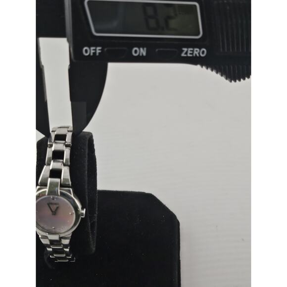 Rare Lady's Seiko Rose 1N00-0GN0 Diamond Dial Quartz Watch New Battery Runs Mint - Picture 5 of 11